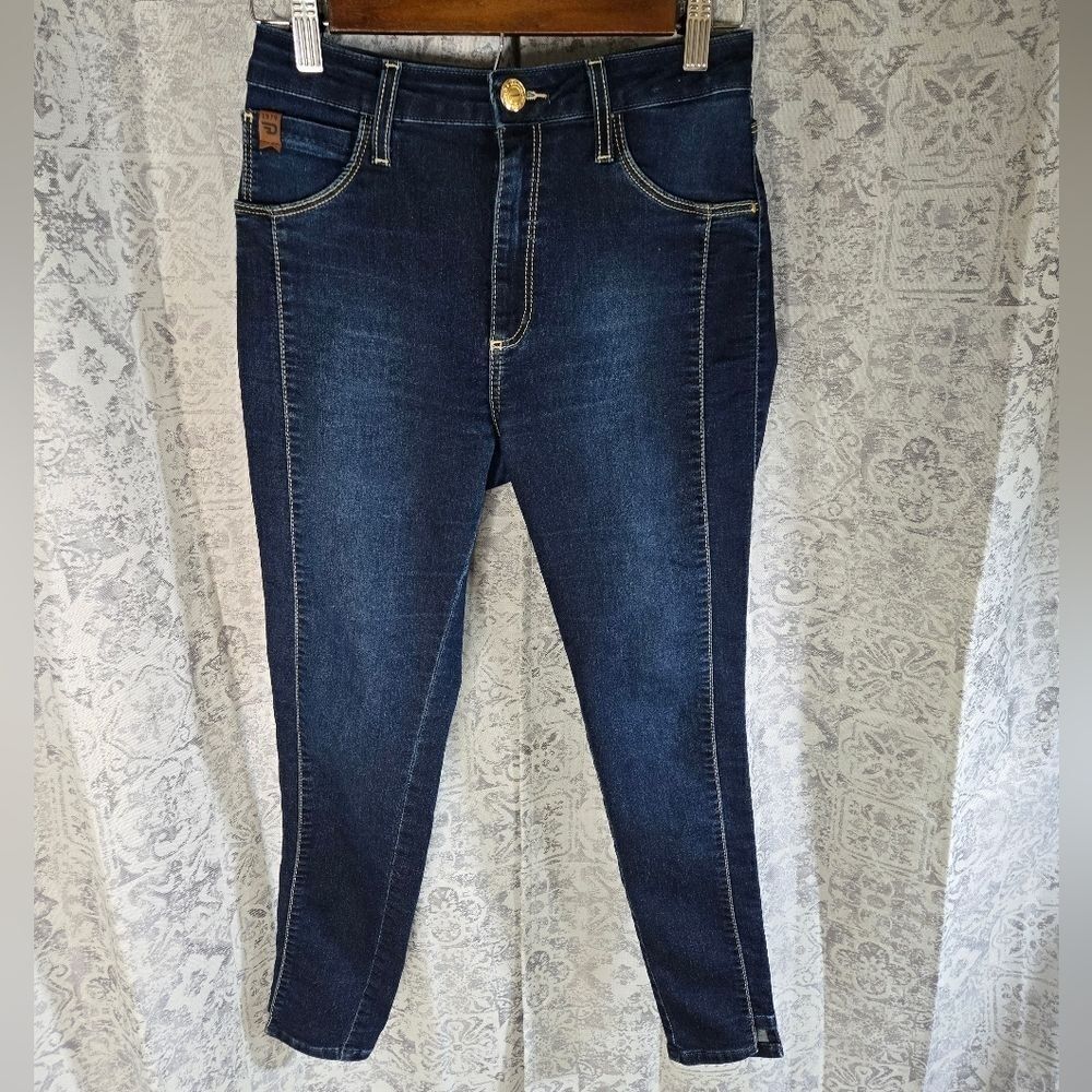 Damyller Jeans womens size 6 stretchy and comfortable skinny cropped